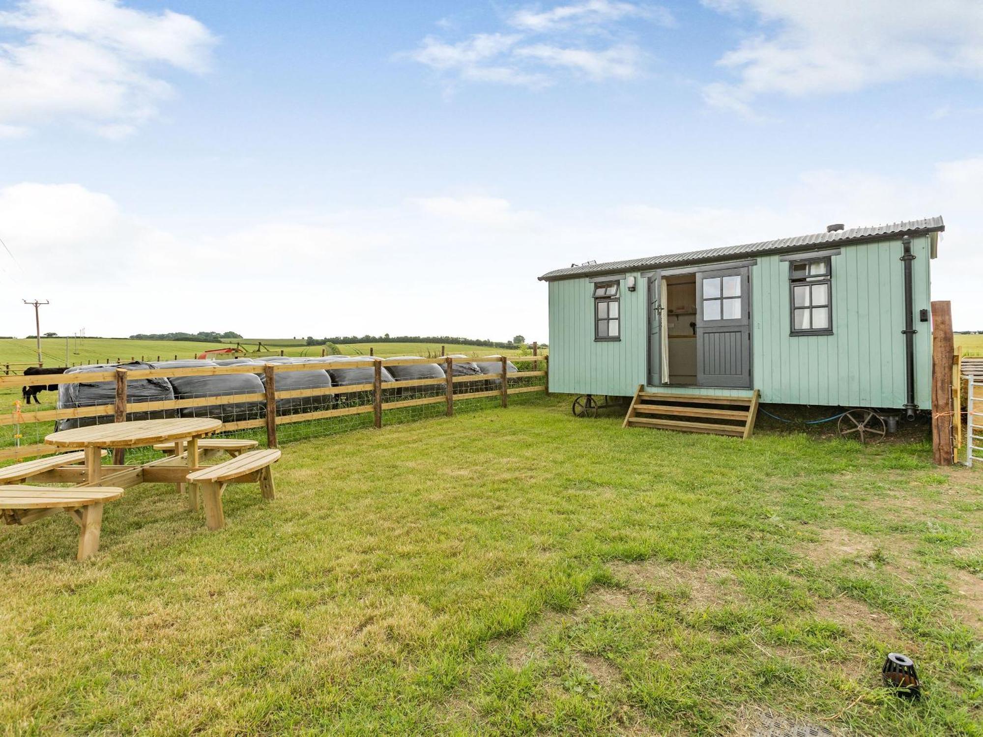 Daisys Rest Villa Shipton under Wychwood Exteriör bild